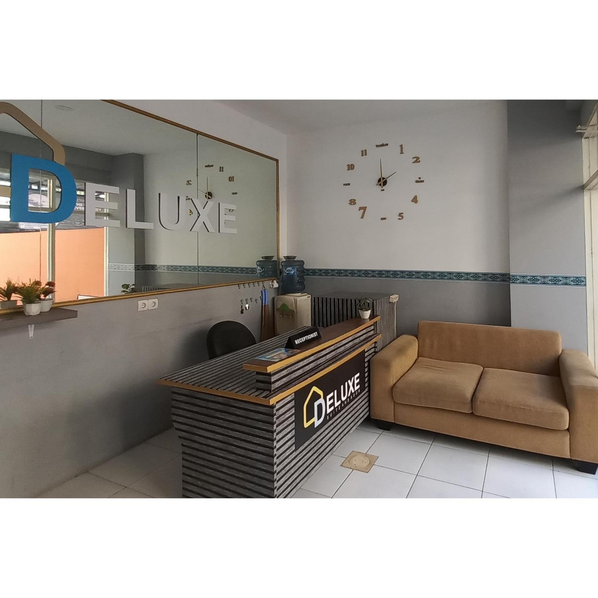 Reddoorz At Deluxe Hotel Near Terminal Purabaya Bungurasih Sidoarjo Εξωτερικό φωτογραφία